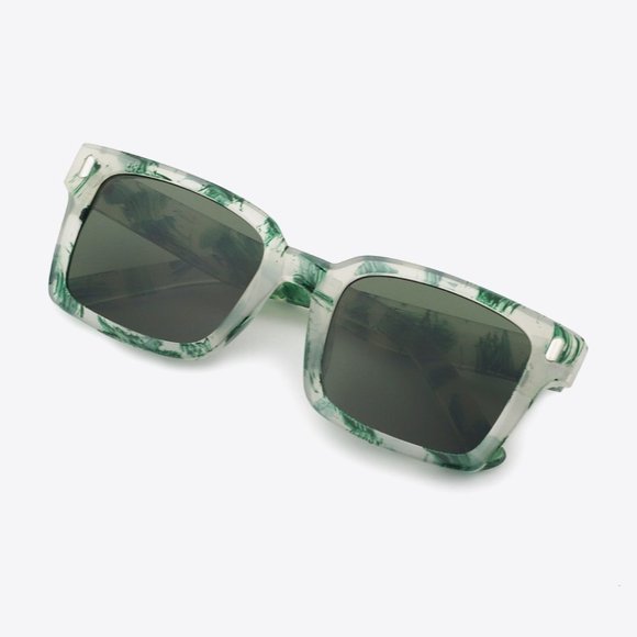 UV400 Polycarbonate Square Sunglasses in Green - Picture 4 of 5